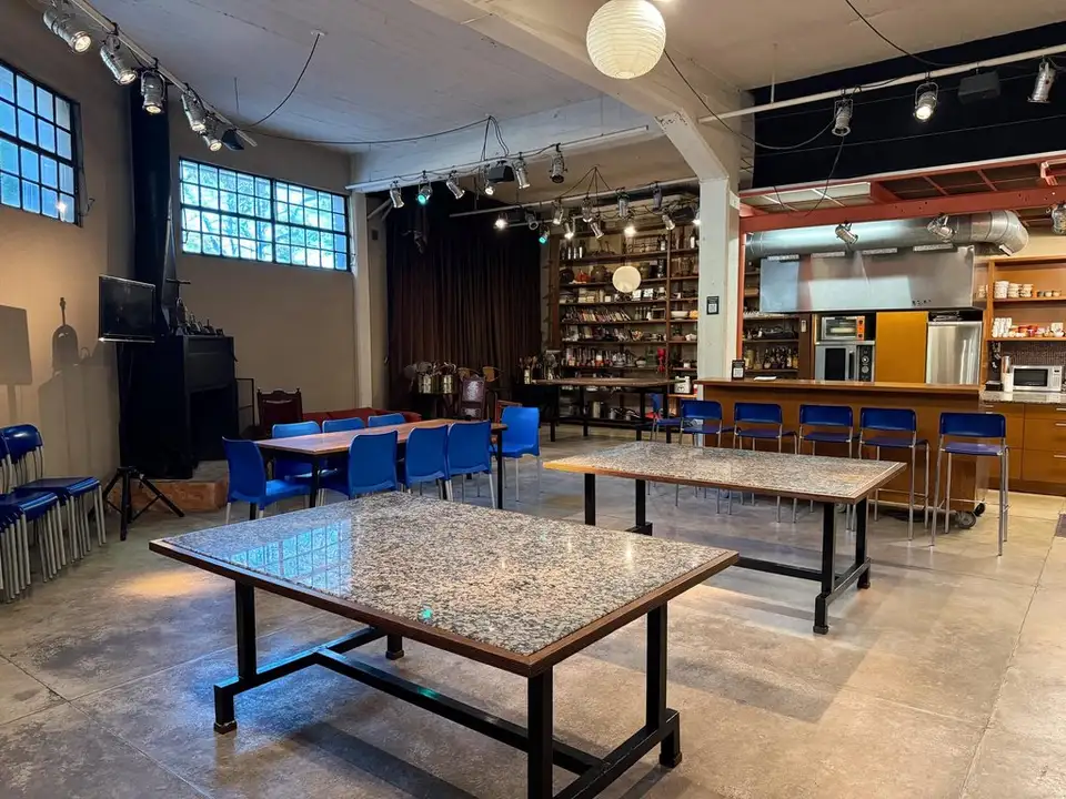 Espacio Azai