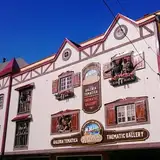 Monte Olivia Souvenir