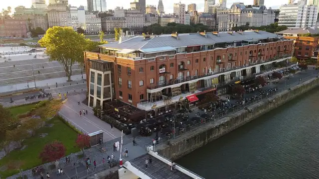 Puente Gran Bar